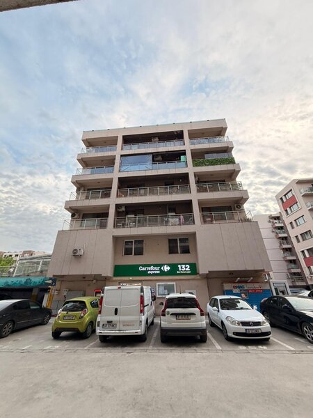 Cartierul Solar, de inchiriat apartament 2 camere+parcare, pet friendly.